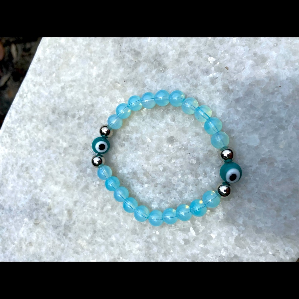 Light Blue Evil Eye Beaded Bracelet